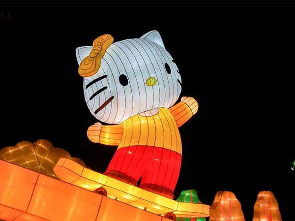 Hello Kitty Theme Lantern Events