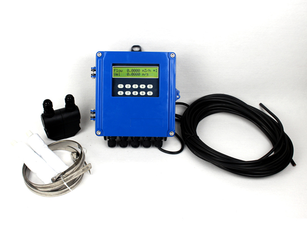 wall mounted ultrasonic flow meter